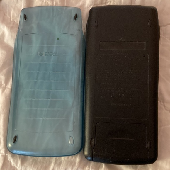 HP 39G algebraic graphing calculator - Picture 4 of 7